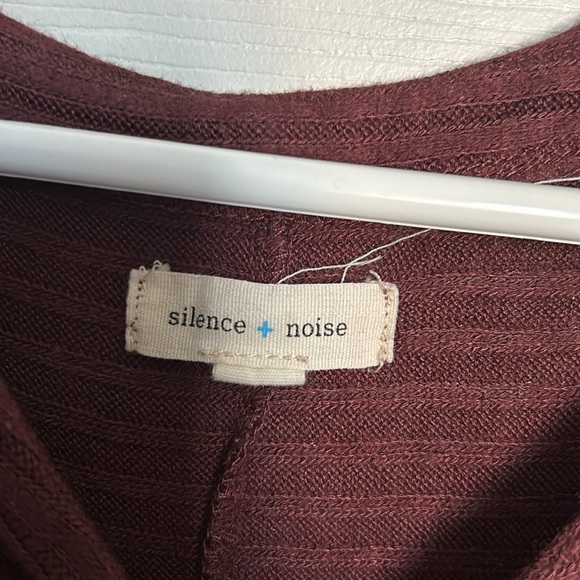 Silence and Noise long sleeve top size Small - Picture 4 of 9